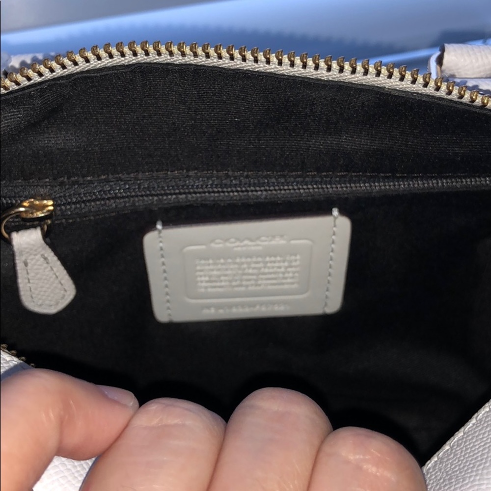 🚫 SOLD - Coach Mini Bennett Satchel Crossbody - Picture 6 of 8